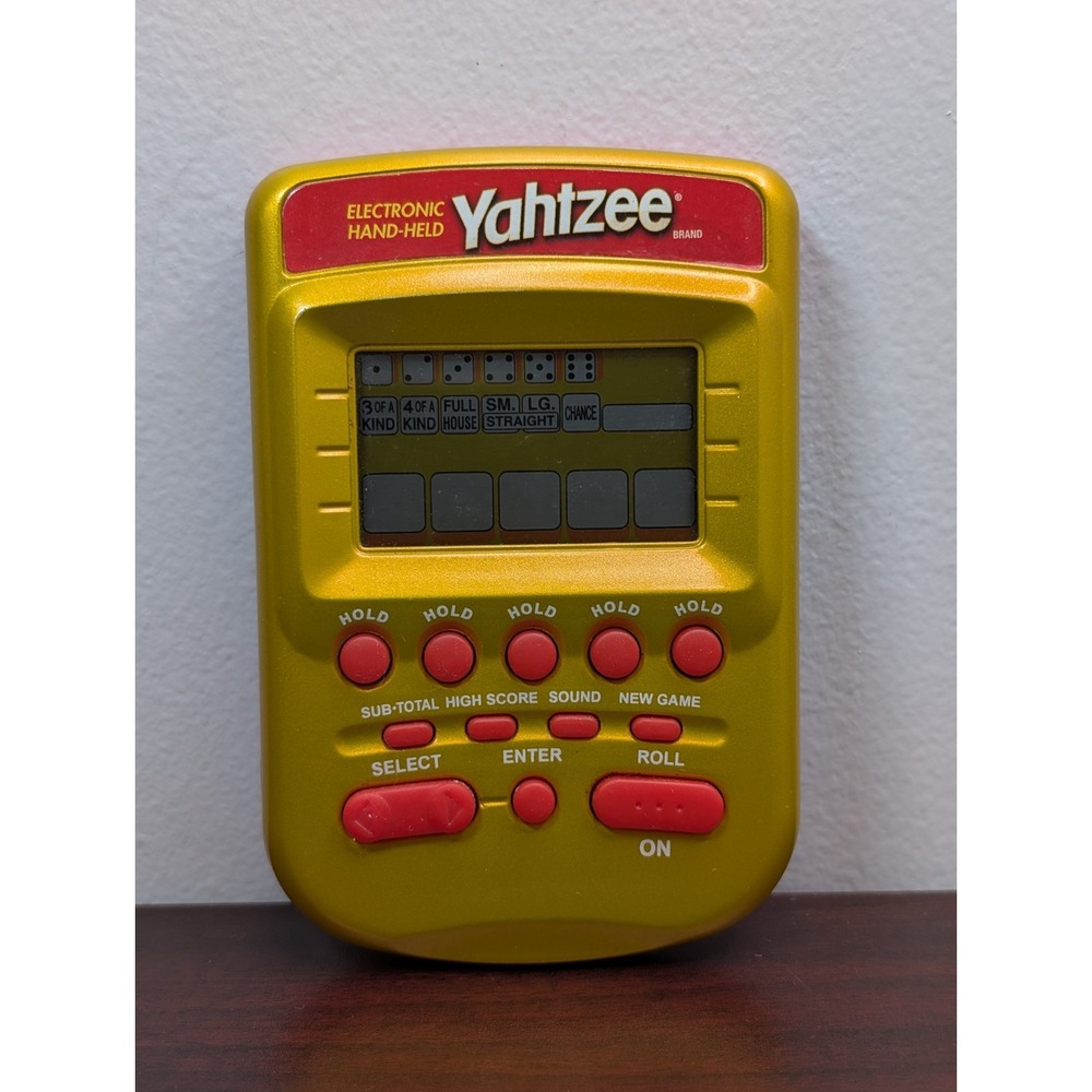 Hasbro 2002 VINTAGE Yahtzee Handheld Pocket Electronic Game Gold & Red
